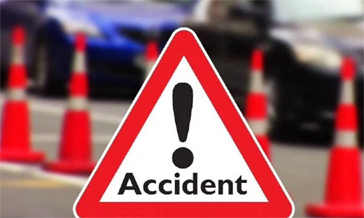 Autorickshaw overturn